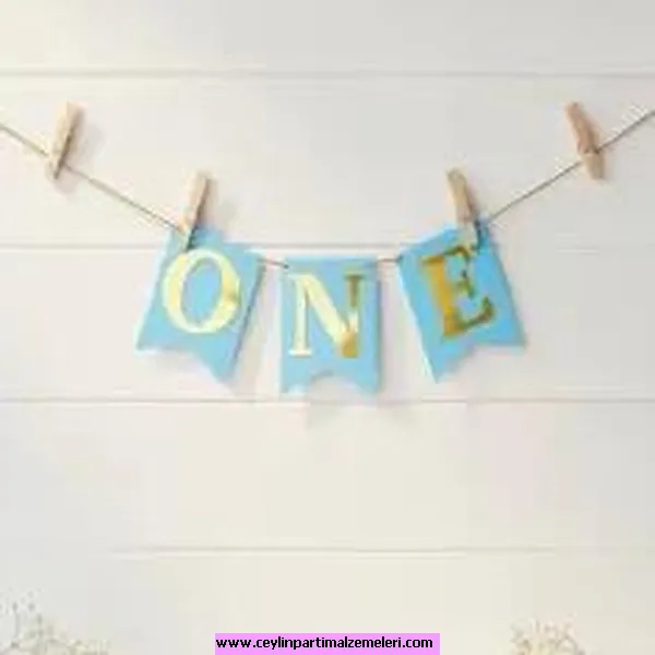 One Mavi Mini Banner